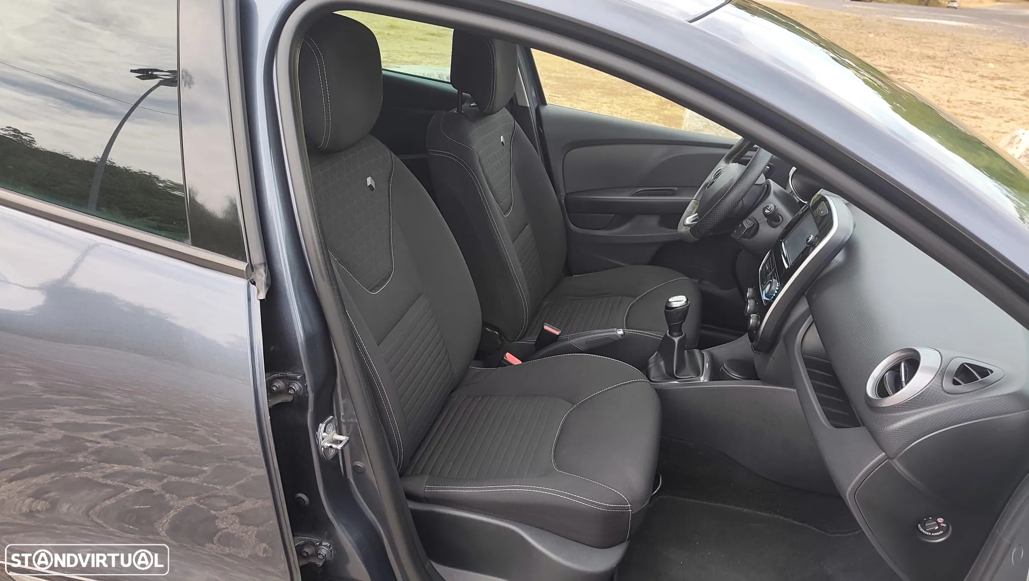 Renault Clio 1.5 dCi Limited EDition - 7