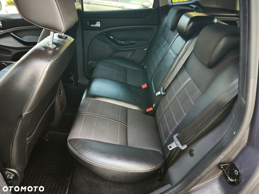 Ford Kuga 2.0 TDCi 2x4 Champions Edition - 18