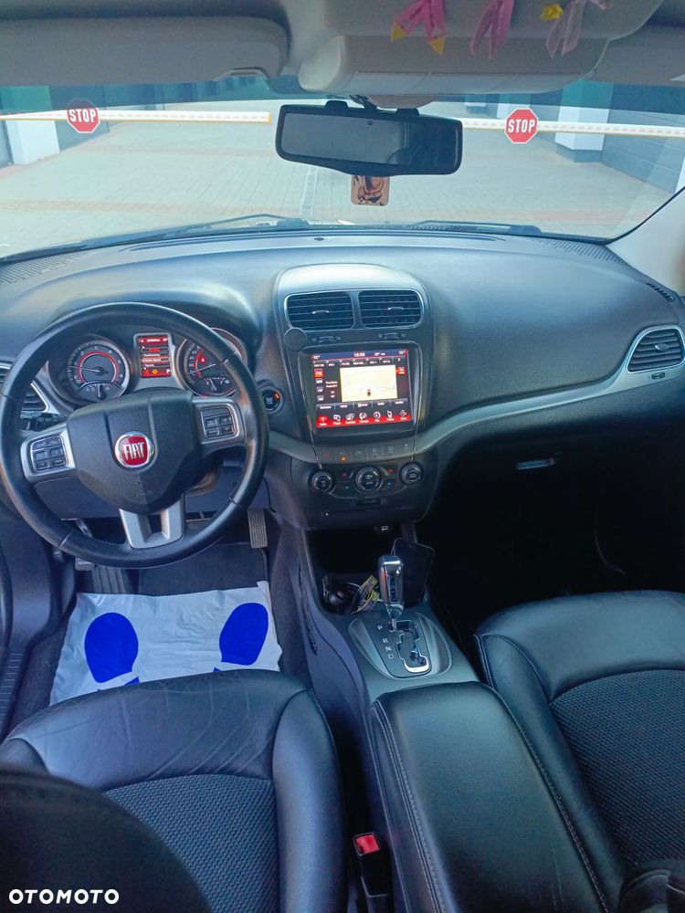 Fiat Freemont 2.0 Multijet 16V DPF Automatik Allrad Black Code - 26