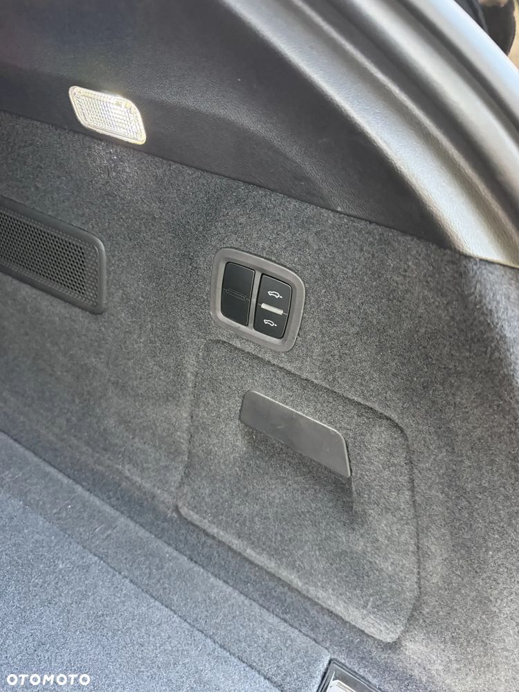 Porsche Cayenne E-Hybrid PHEV - 27