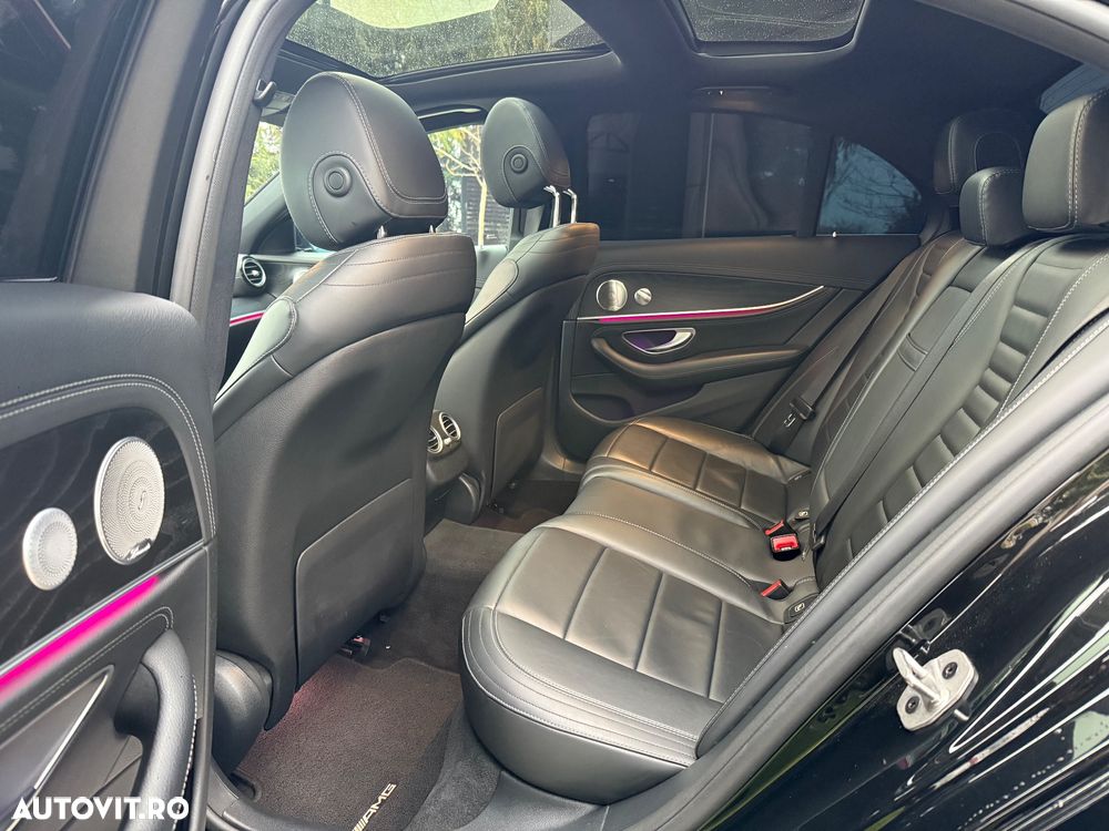 Mercedes-Benz E 300 de T 9G-TRONIC AMG Line - 12