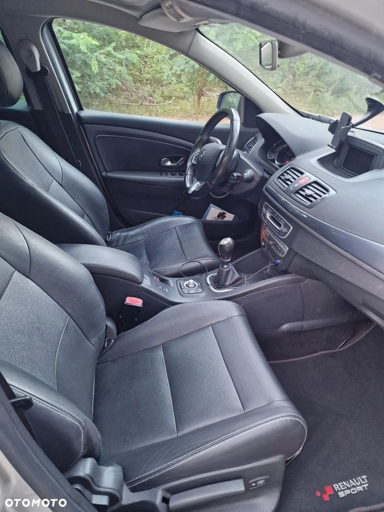 Renault Megane TCe 180 GT - 22