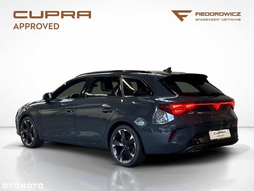 Cupra Leon 1.5 eTSI DSG - 4