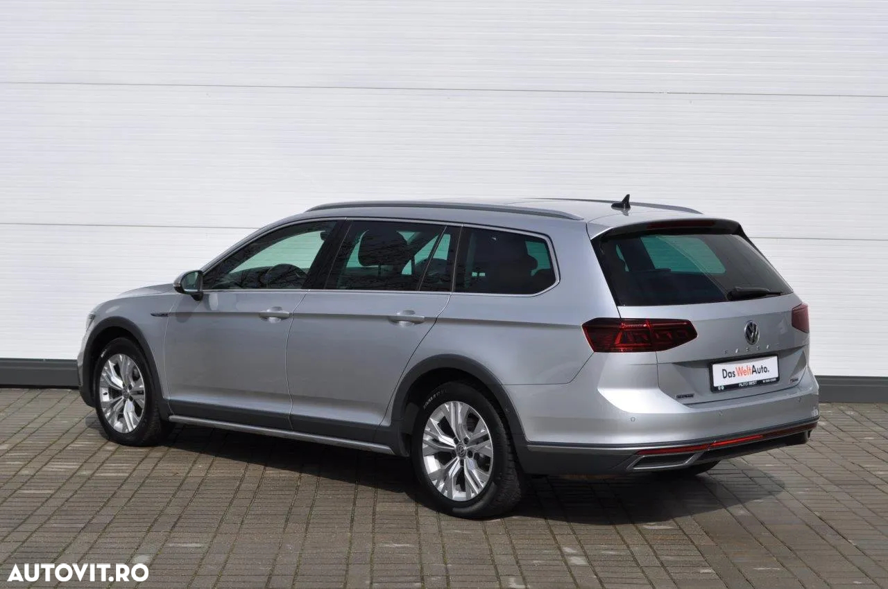 Volkswagen Passat Alltrack 2.0 TDI SCR 4Motion DSG - 3