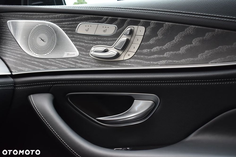 Mercedes-Benz AMG GT 43 4Matic+ Coupe 4D Speedshift TCT 9G - 23