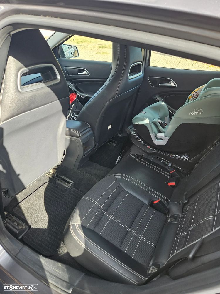 Mercedes-Benz GLA 180 CDI - 10