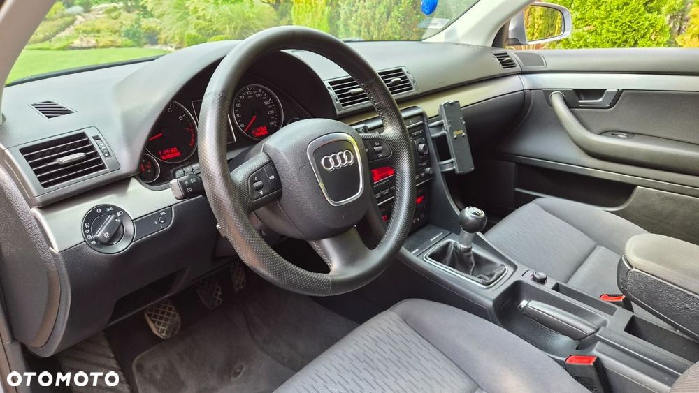 Audi A4 Avant 1.8 T - 15