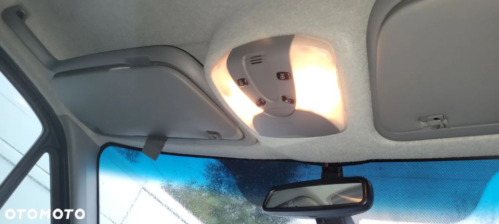 Mercedes-Benz sprinter - 24