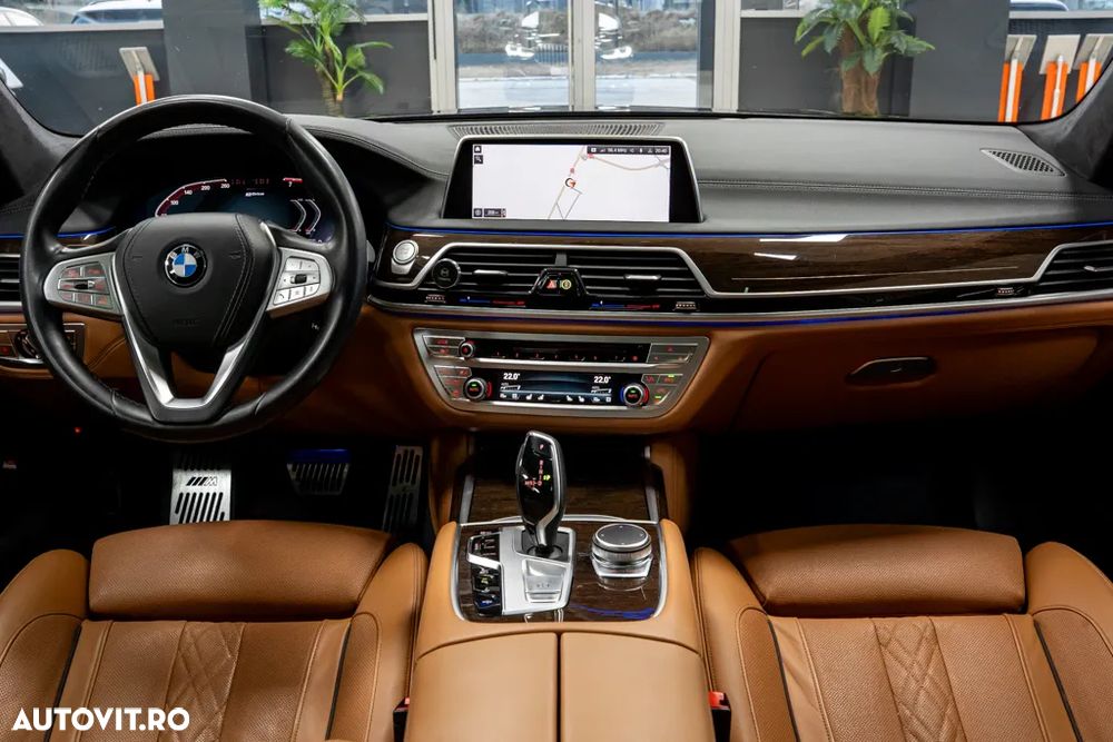 BMW Seria 7 - 8