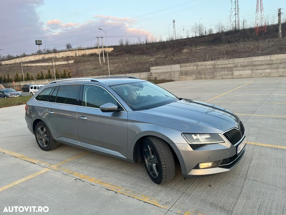 Skoda Superb 2.0 TDI DSG Style - 2