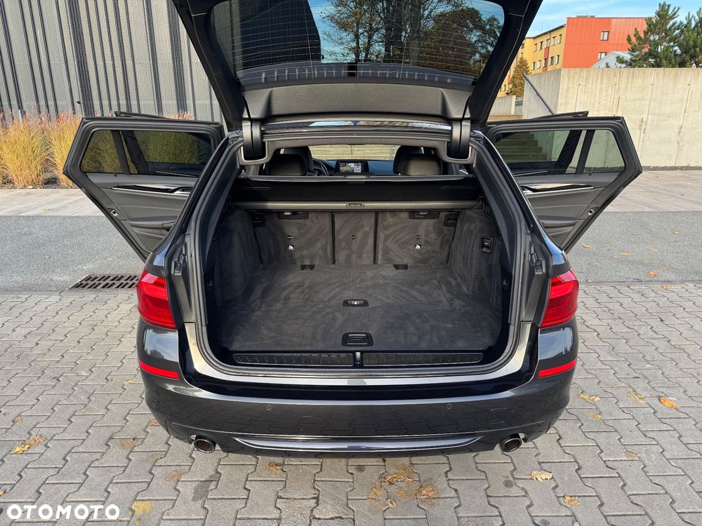BMW Seria 5 518d Sport Line sport - 37