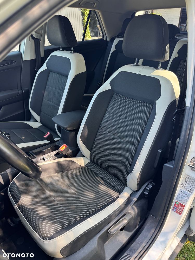 Volkswagen T-Roc 1.6 TDI SCR DPF Advance - 22