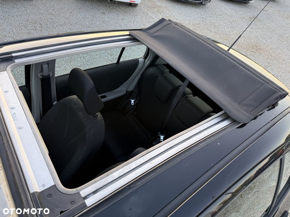 Toyota Yaris 1.0 VVT-i Cool - 28