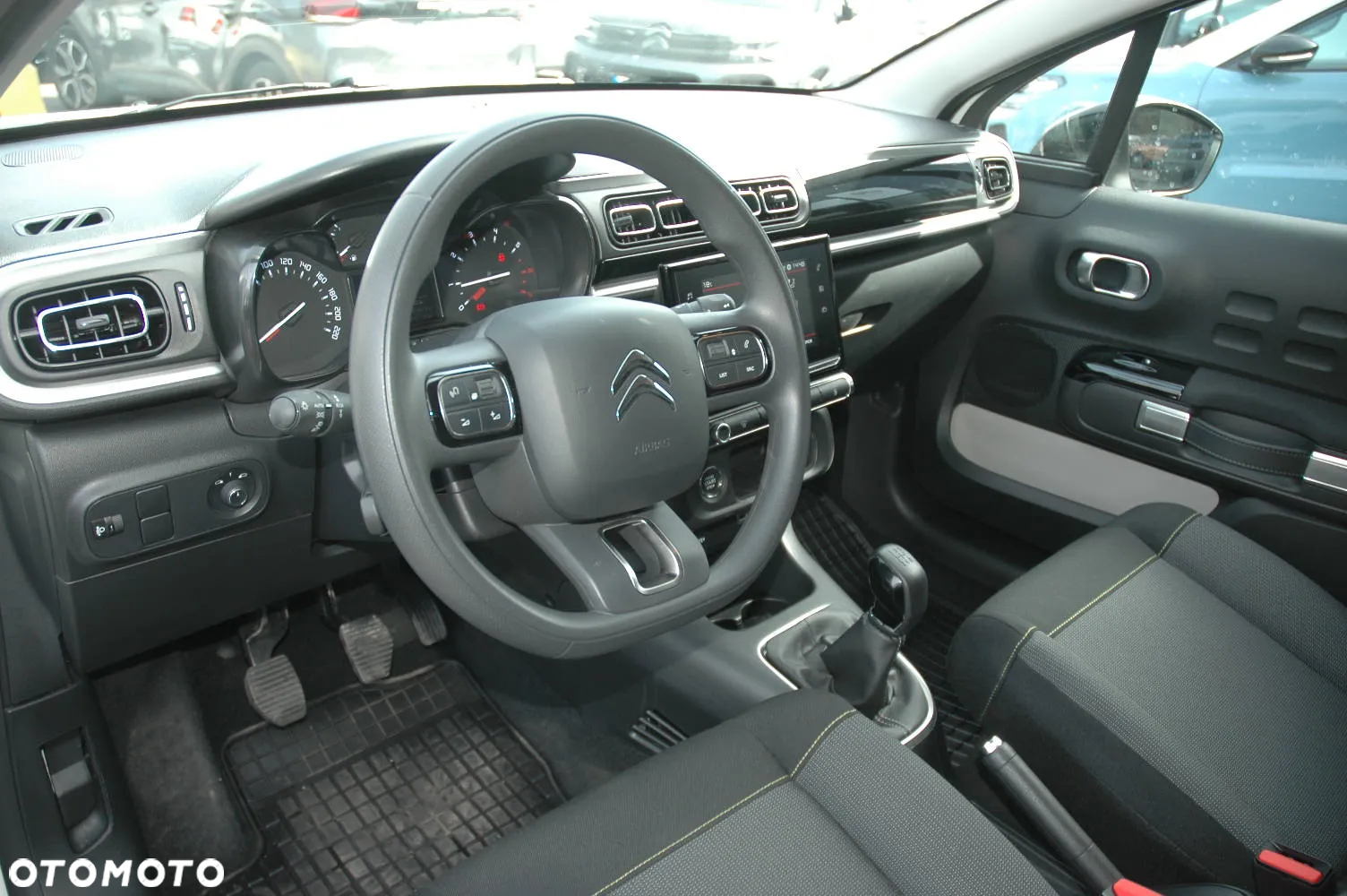 Citroën C3 1.2 PureTech Shine - 5