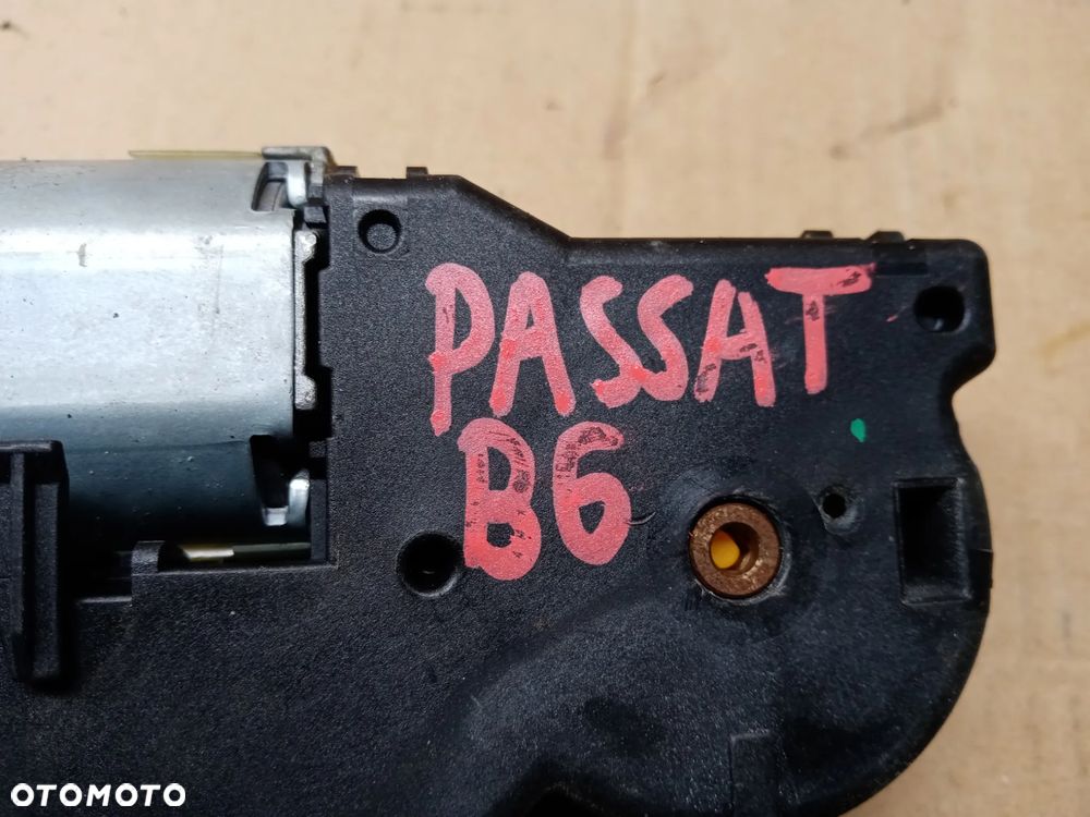 Silniczek szyberdachu VW Passat B6 8D0959591C - 8
