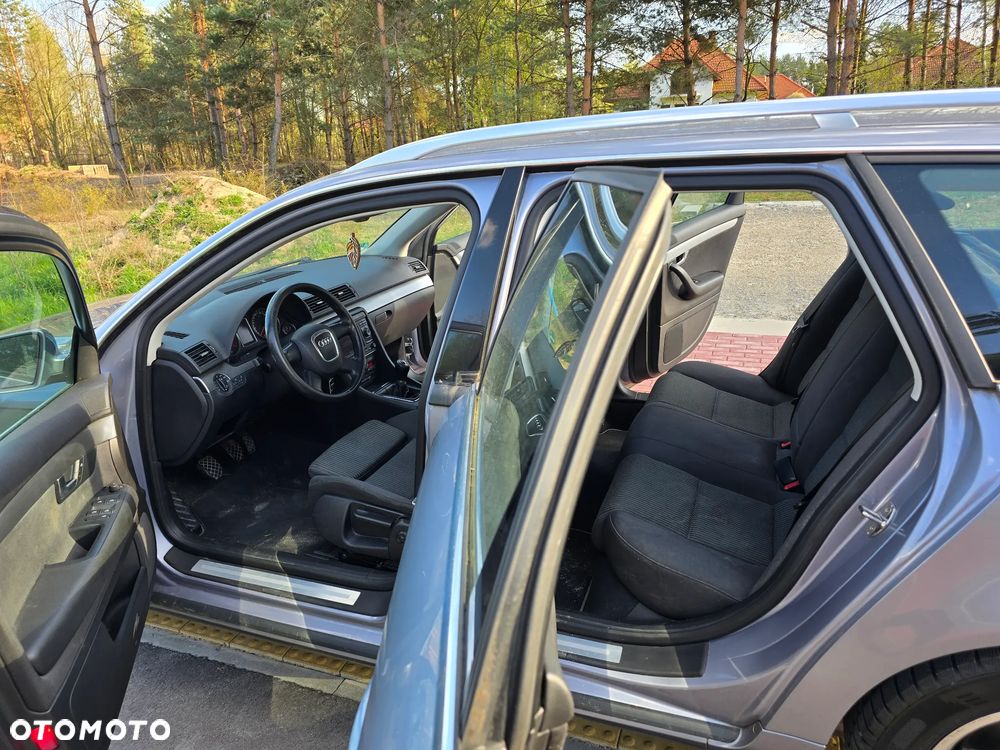 Audi A4 Avant 2.0 T FSI - 19