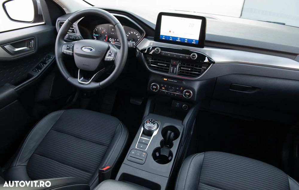Ford Kuga - 37