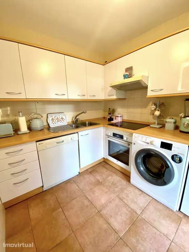 Duplex T2 com varanda na Herdade da Aroeira - Grande imagem: 5/37