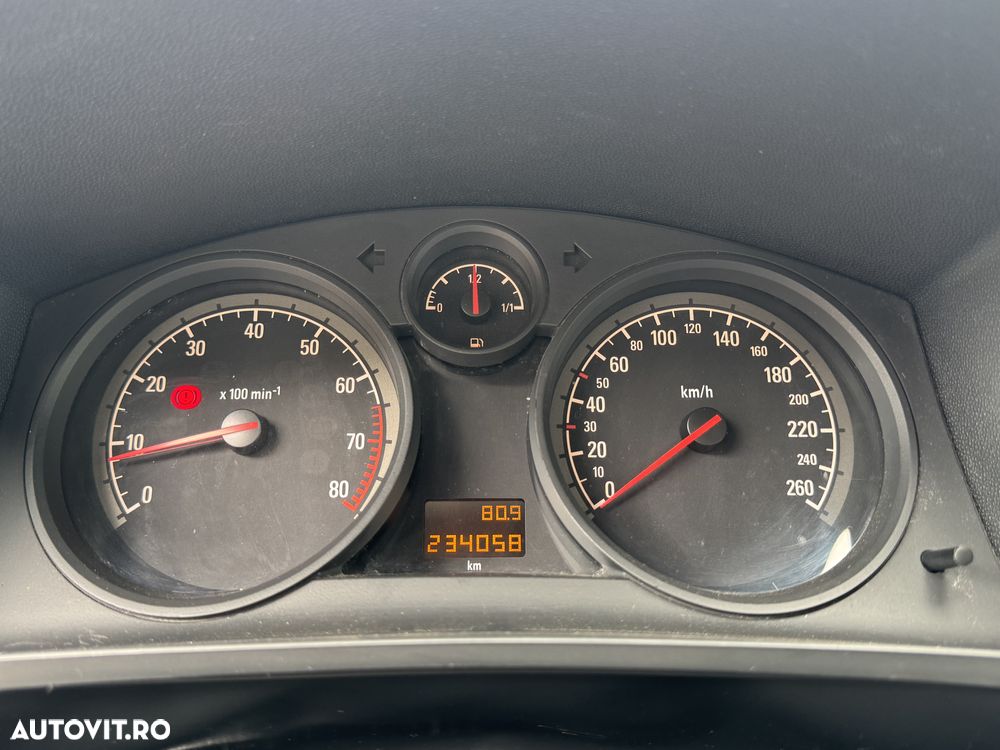 Opel Zafira 1.6 ECOFLEX Family - 17