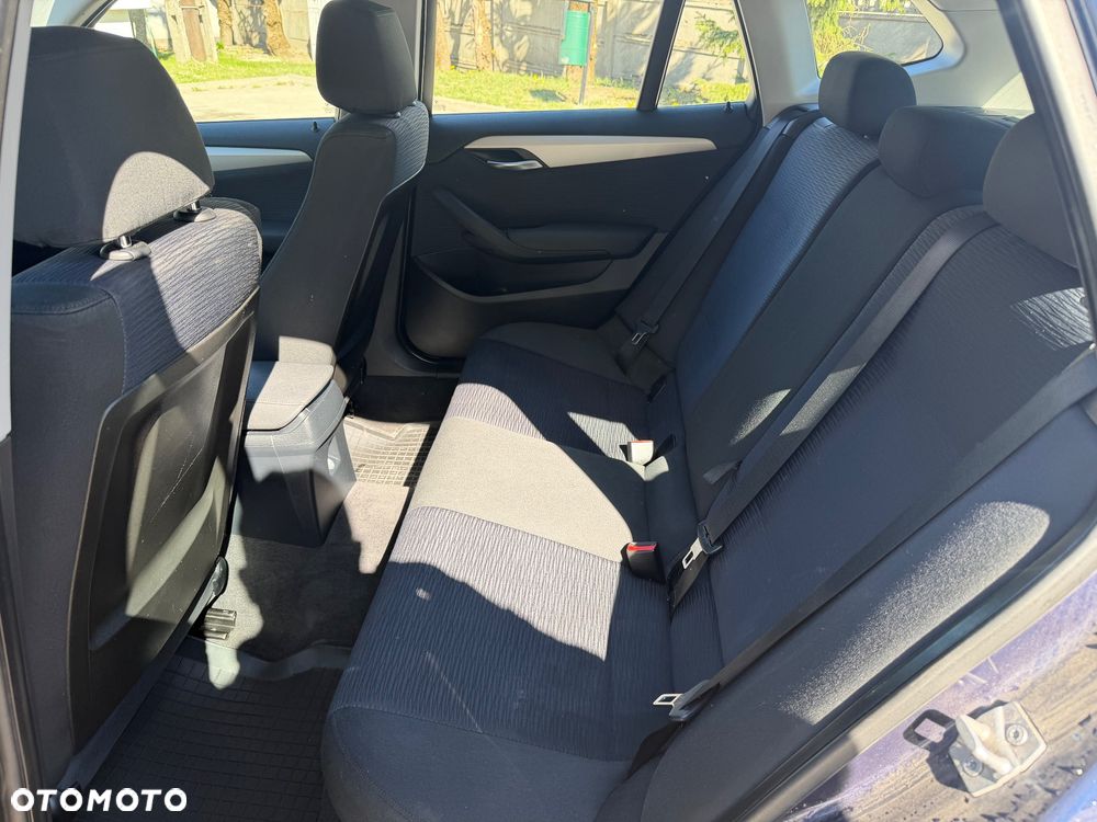 BMW X1 sDrive18d - 16