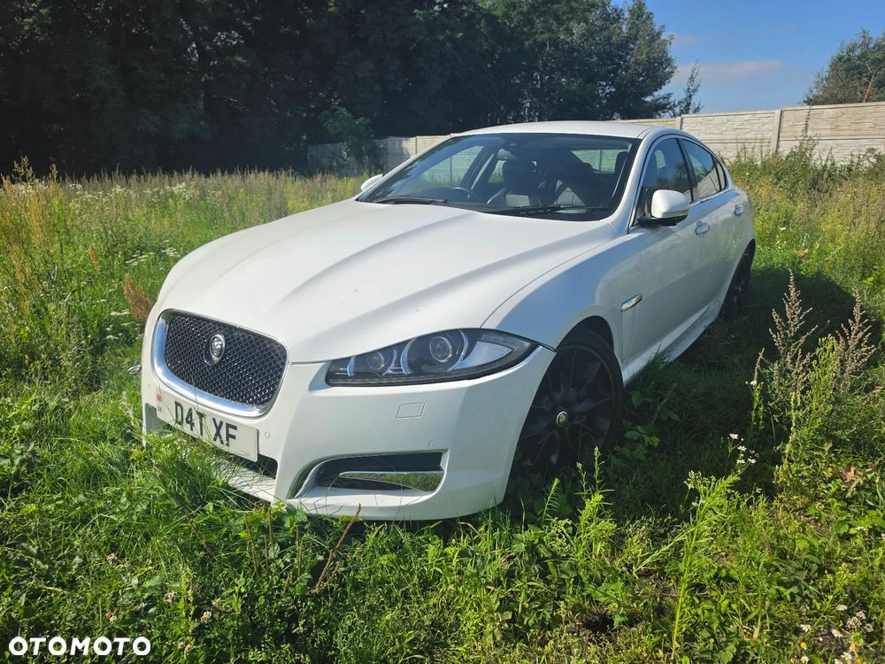 Jaguar XF 3.0 V6 S - 3