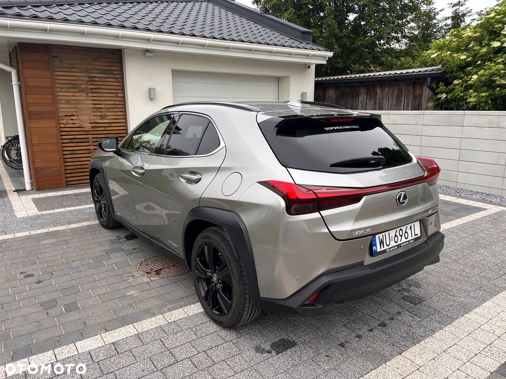 Lexus UX 250h Prestige 2WD - 4
