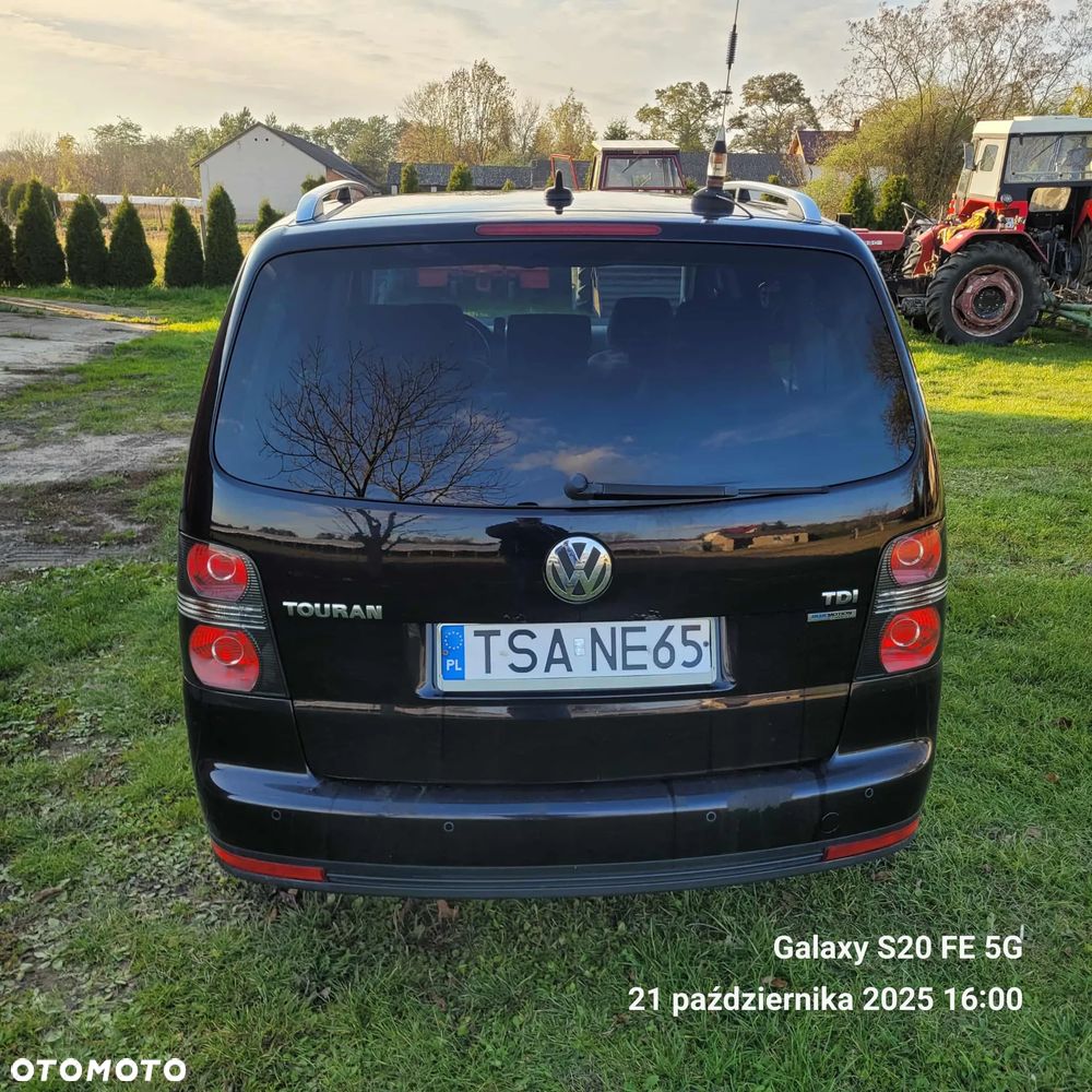 Volkswagen Touran 1.9 TDI DPF Blue Motion Freestyle - 4