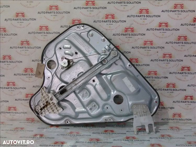macara geam usa stanga spate hyundai i 30 an fabr. 2008 - 1
