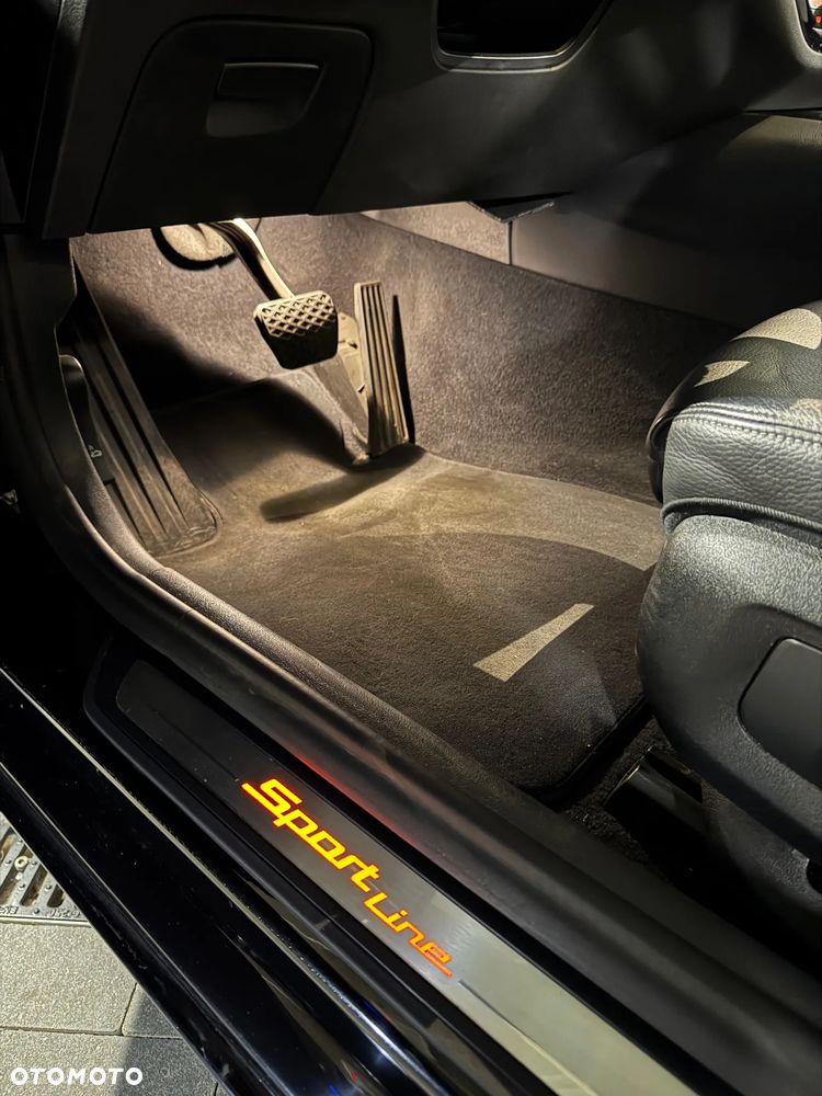 BMW Seria 5 518d Sport Line sport - 10