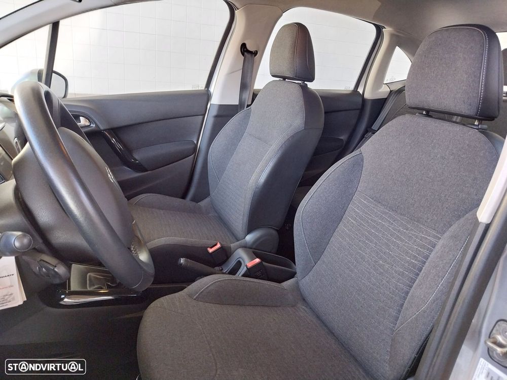 Citroën C3 1.2 PureTech Collection - 4