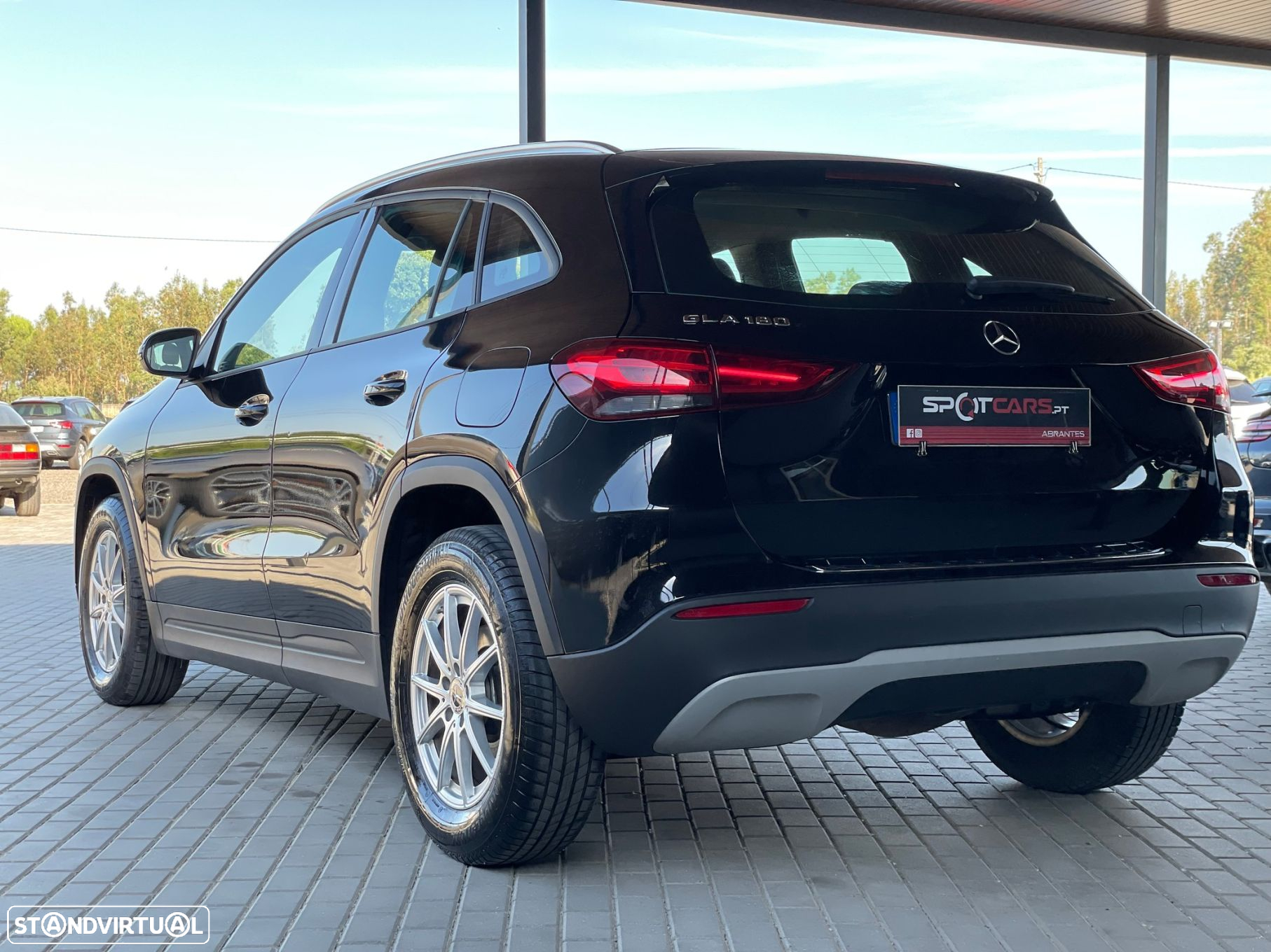 Mercedes-Benz GLA 180 d Progressive - 6