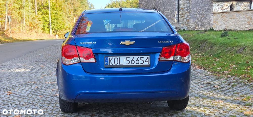 Chevrolet Cruze 2010 photo 5