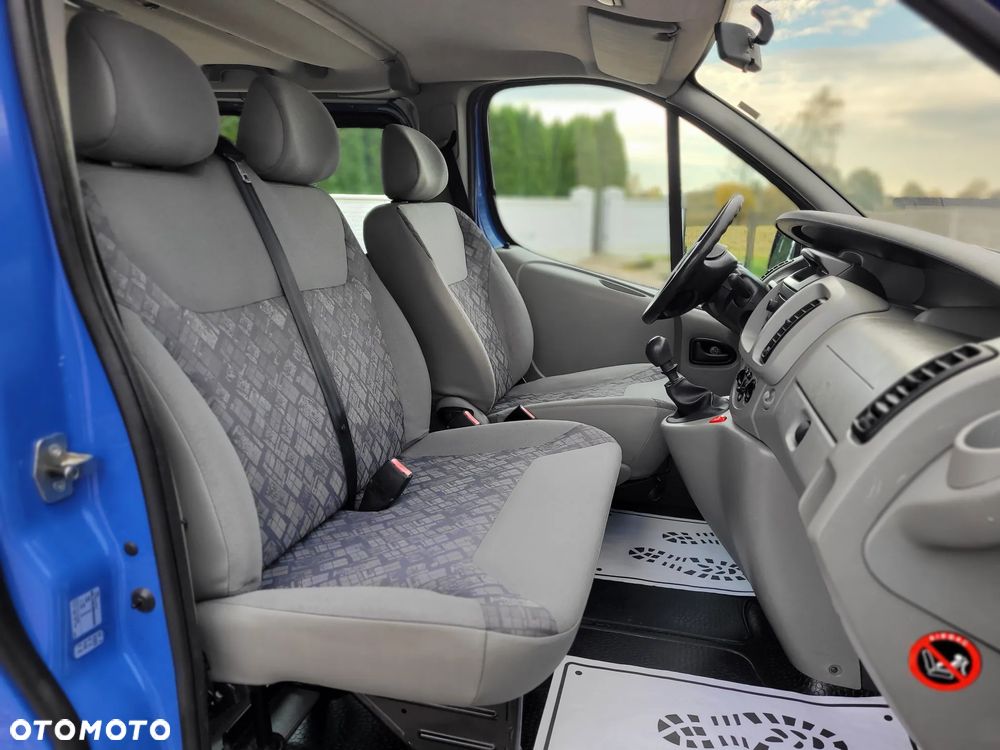 Opel Vivaro - 9