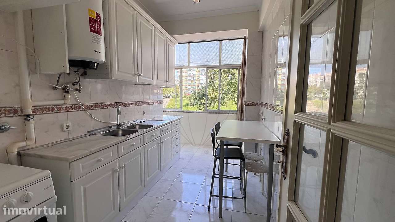 Apartamento T1 para arrendamento - Grande imagem: 4/15