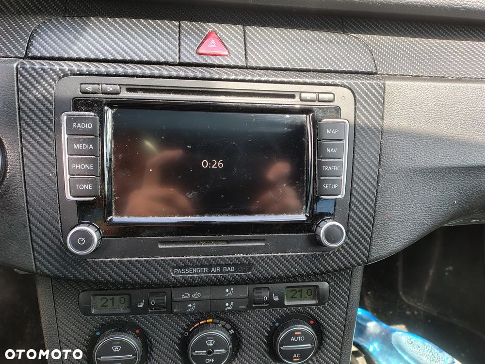 Volkswagen Passat 2.0 TDI Comfortline DSG - 8