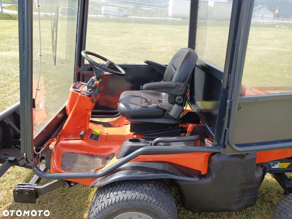 Kubota F3680 - 12