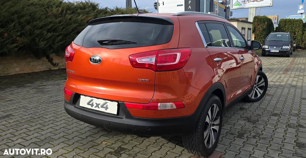 Kia Sportage 2.0 CRDI 4WD Automatik Fifa World Cup Edition - 5
