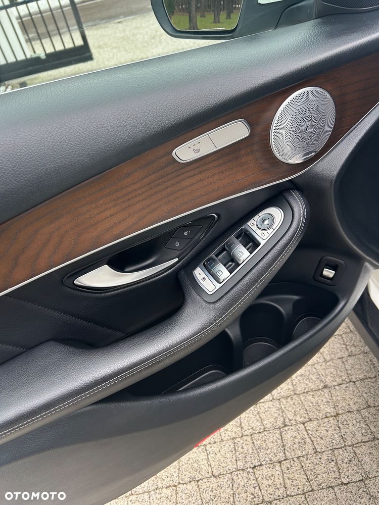 Mercedes-Benz GLC - 18