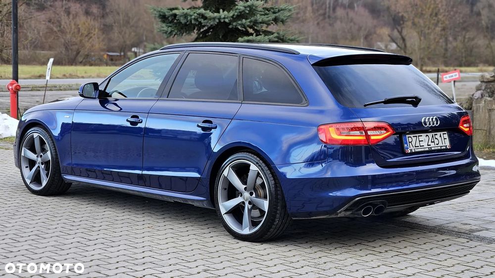 Audi A4 Avant 2.0 TDI DPF quattro S tronic S line Sportpaket - 17