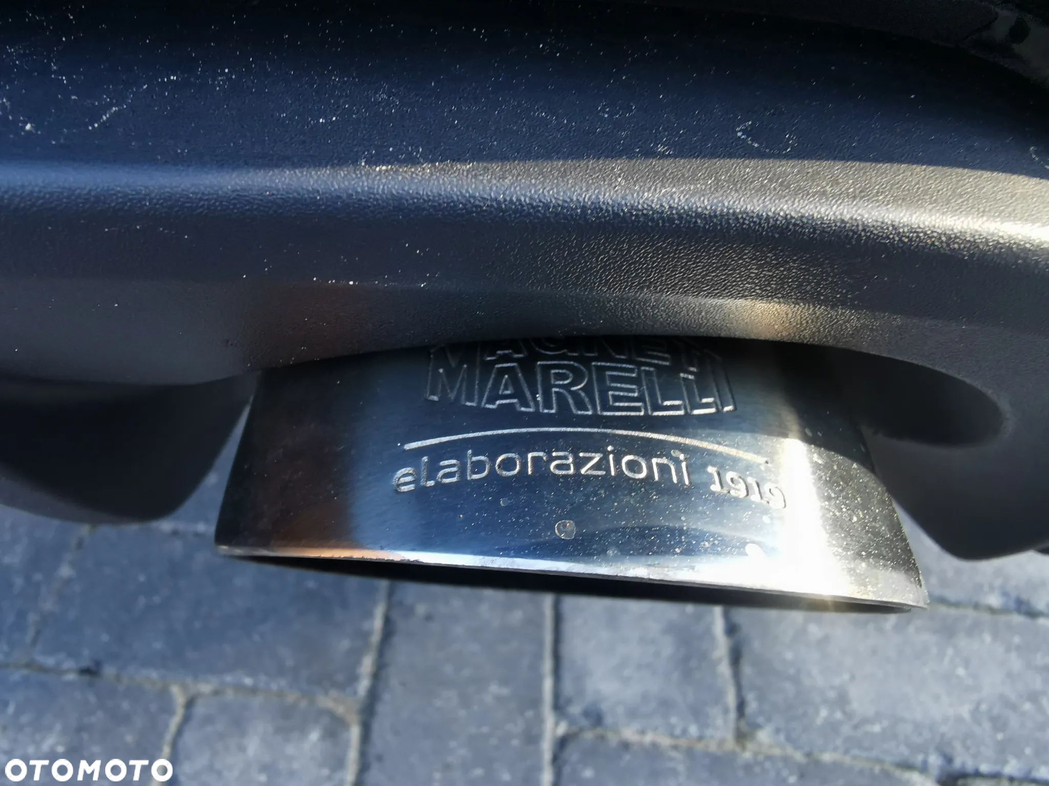 Abarth 500 ver-c-1-4-16v-abarth - 11