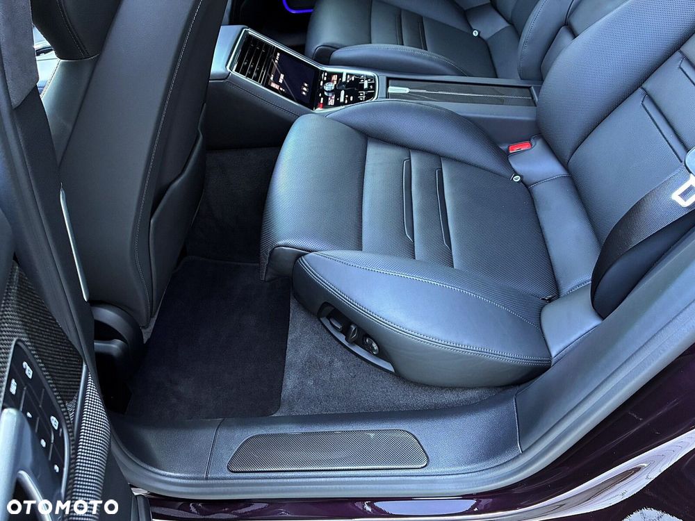 Porsche Panamera - 41
