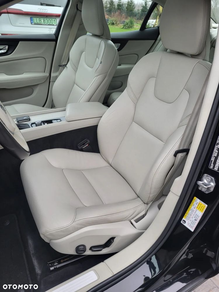 Volvo S60 T6 AWD Momentum Pro - 15