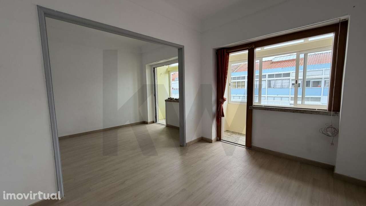 ​​​​​​​​​​​​​​Apartamento T2 (transfromavel em T3) com 2 entradas inde - Grande imagem: 2/23