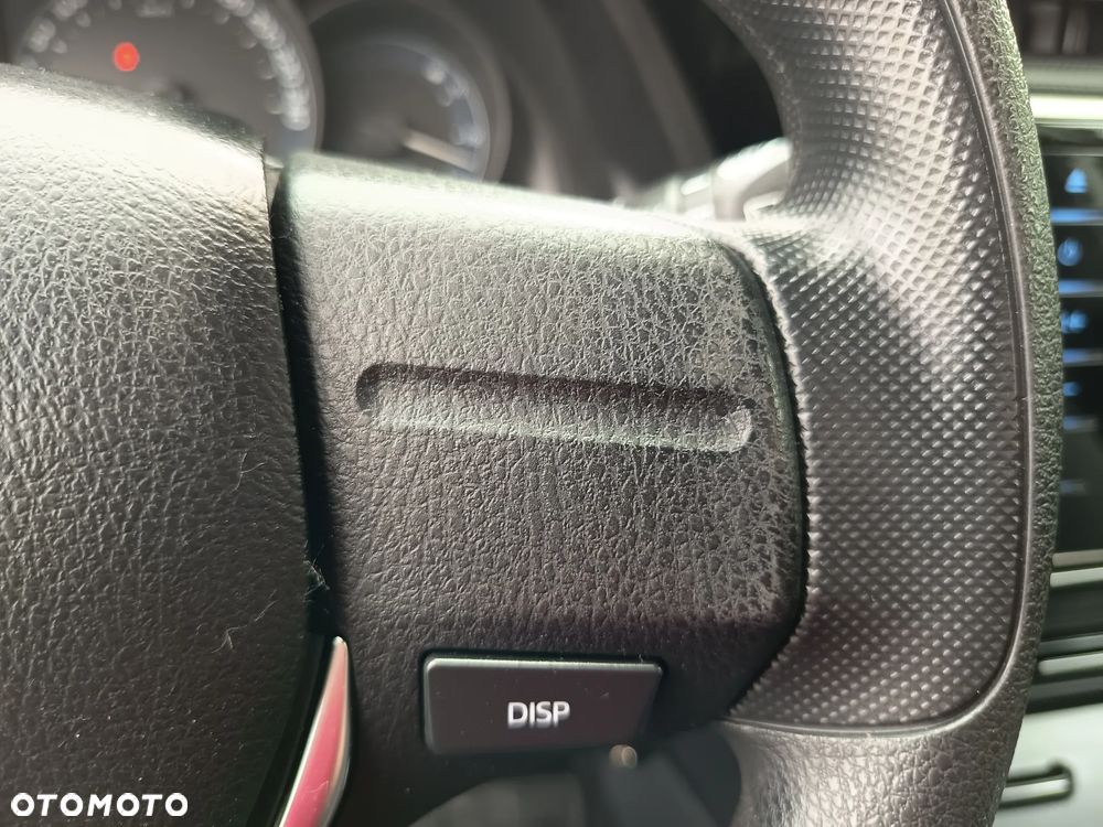 Toyota Auris 1.33 VVT-i Life - 25