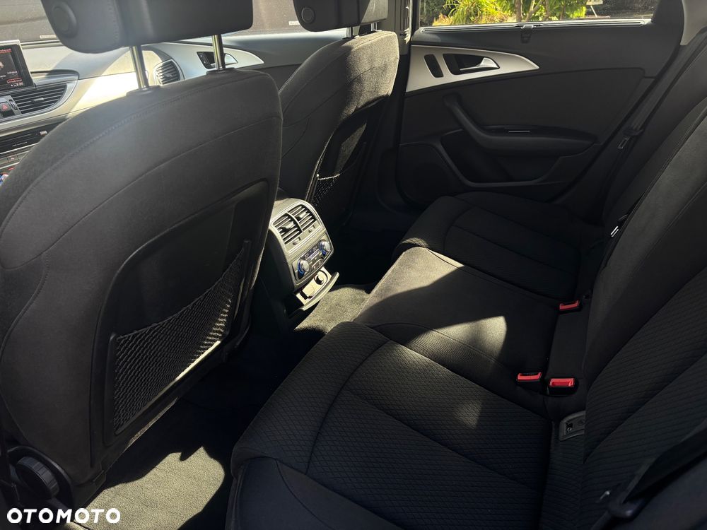 Audi A6 Avant 2.0 TDI Ultra S tronic - 14