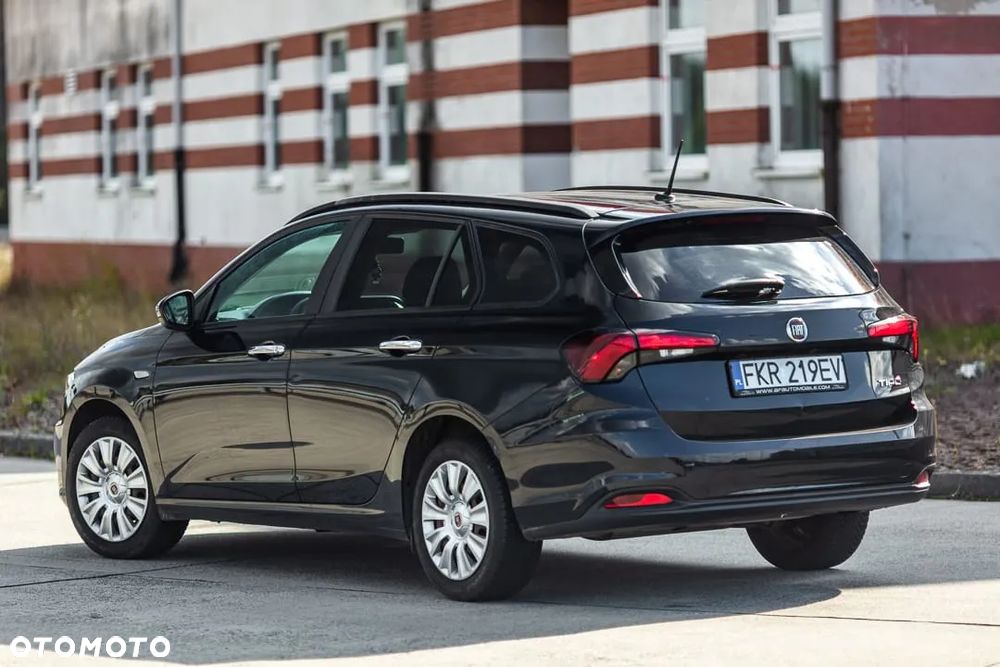 Fiat Tipo Kombi 1.4 16V Easy - 10
