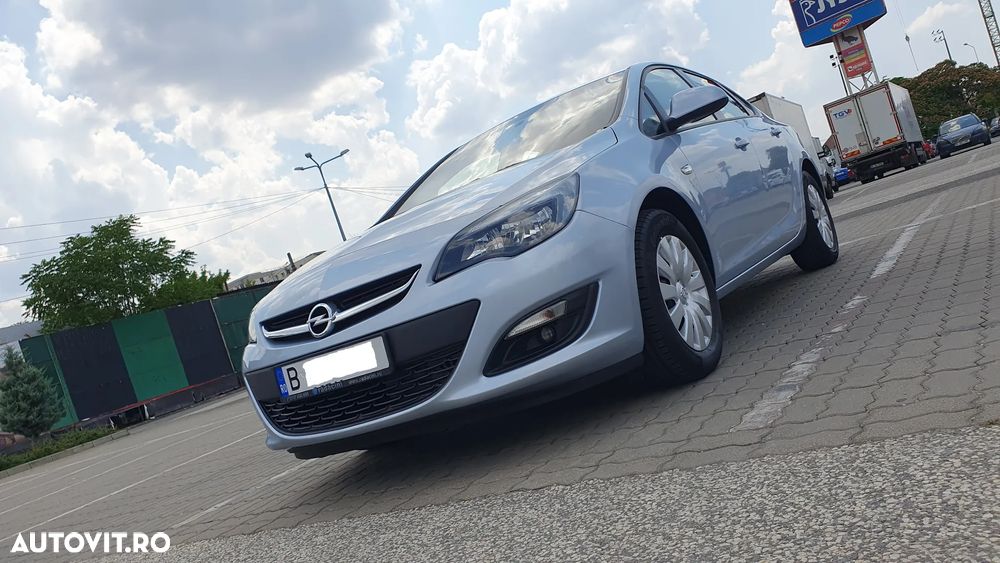 Opel Astra 1.6 TWINPORT ECOTEC Essentia - 24