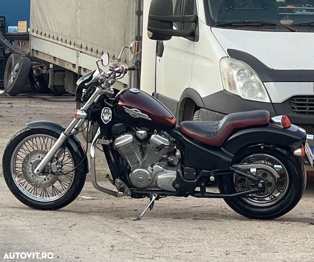 Honda VT 600C Shadow - 3