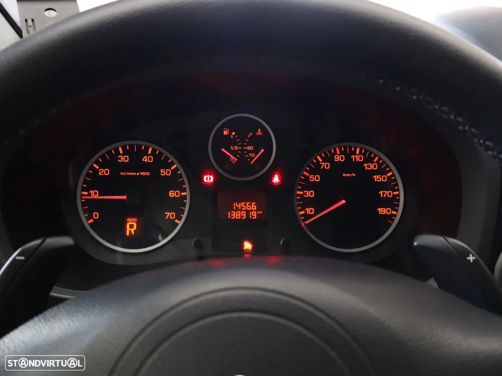 Citroën Berlingo 1.6 HDi EAT6 3L - 21