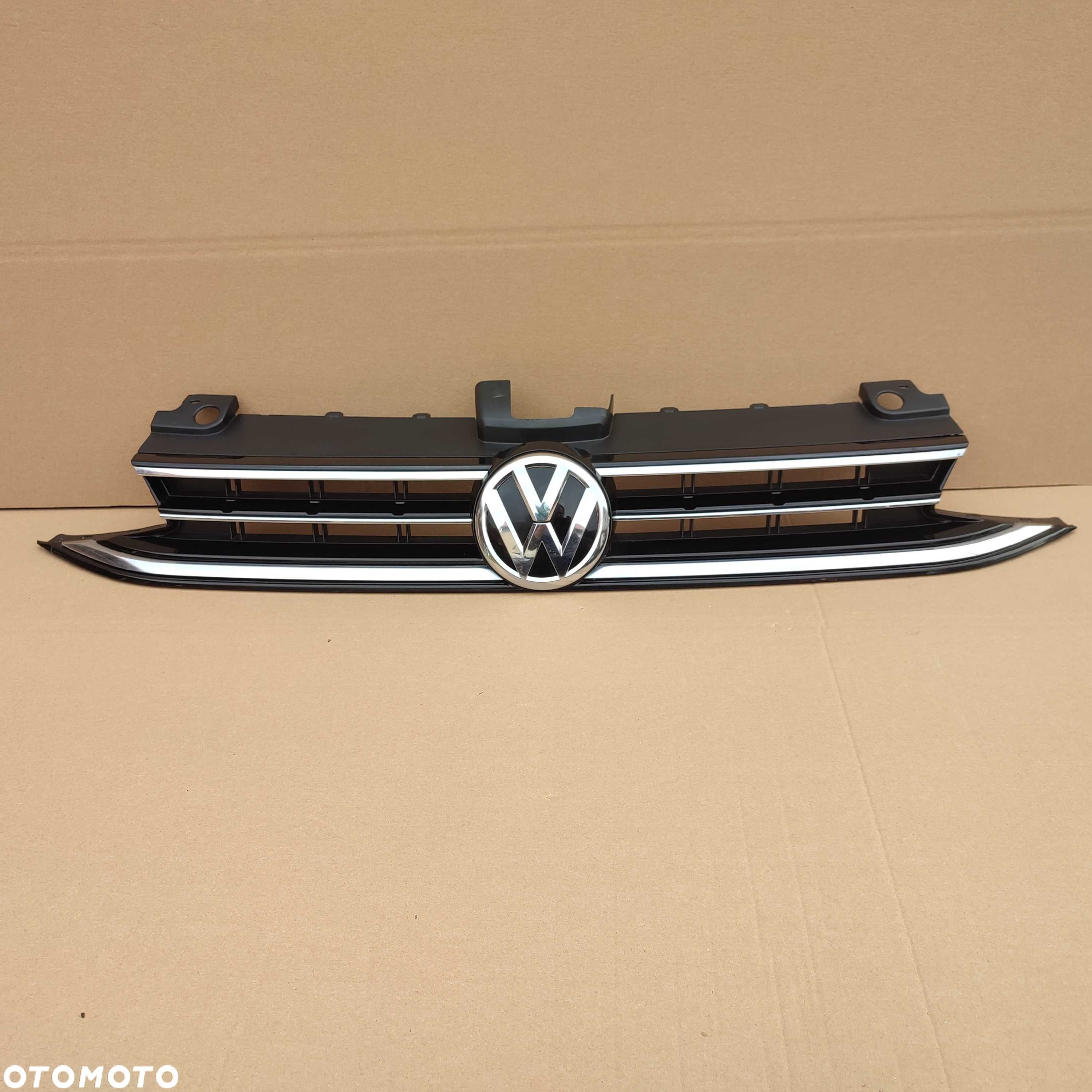 VW Golf Sportsvan Lift grill atrapa zderzaka chrom emblemat - 1